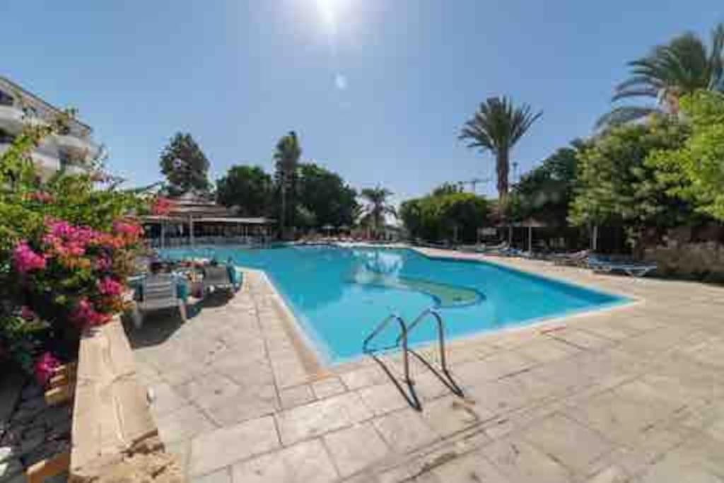 Dream Studio270M From The Beach Paphos Exteriér fotografie